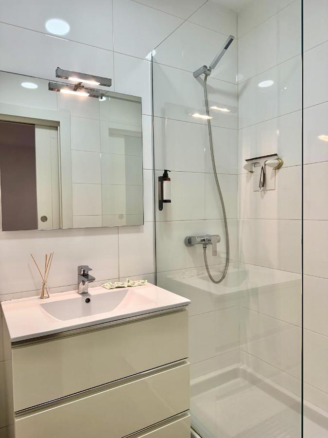 מאלגה Urbe10 Santa Lucia 1 Bedroom Apartment 1A מראה חיצוני תמונה